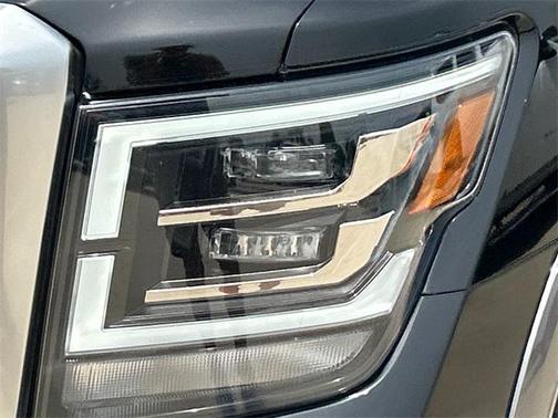 2021 Nissan Titan Platinum Reserve