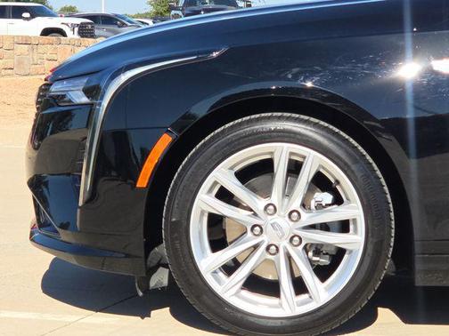 2025 Cadillac CT4 Luxury RWD