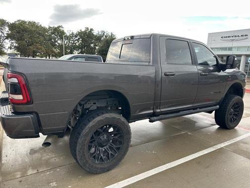 2023 RAM 2500 Laramie Crew Cab 4x4 6'4' Box