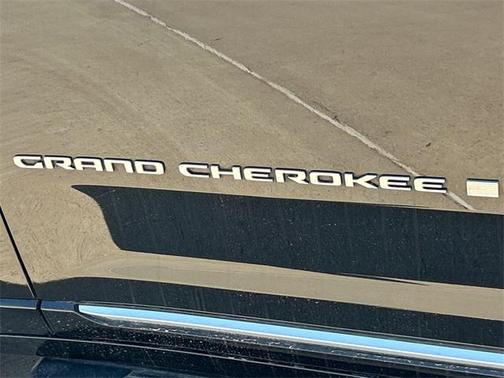 2023 Jeep Grand Cherokee L Summit