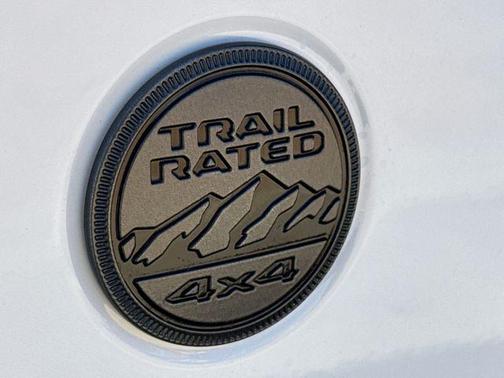 2026 Jeep Gladiator Willys 4x4