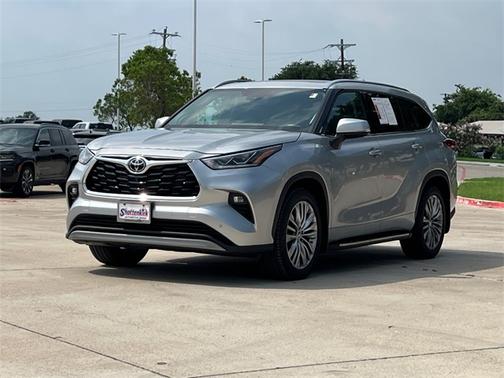 2022 Toyota Highlander Platinum
