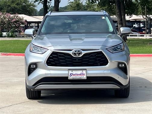 2022 Toyota Highlander Platinum