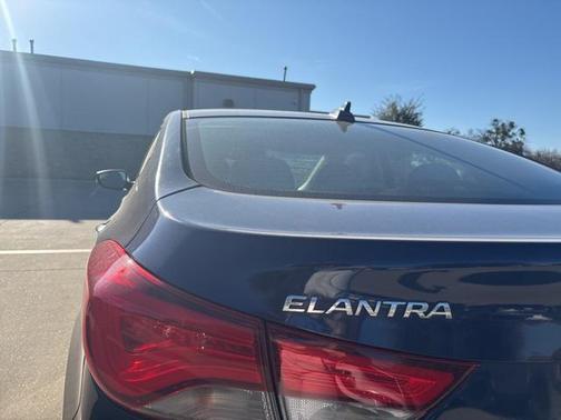 2014 Hyundai ELANTRA Limited