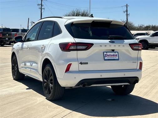 2023 Ford Escape ST-Line Elite