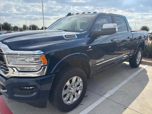 2022 RAM 2500 Limited Crew Cab 4x4 6'4' Box