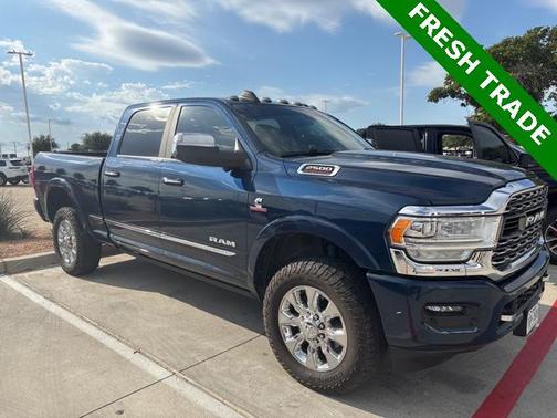 2022 RAM 2500 Limited Crew Cab 4x4 6'4' Box