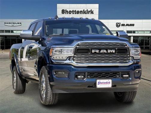 2022 RAM 2500 Limited Crew Cab 4x4 6'4' Box