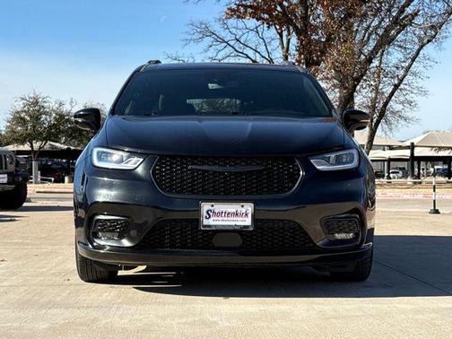 2021 Chrysler Pacifica Touring