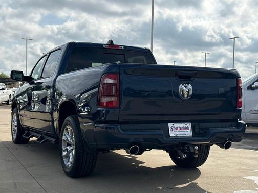 Patriot Blue Pearlcoat 2023 RAM 1500 Laramie