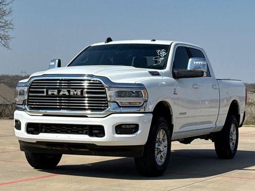 2024 RAM 2500 Laramie Crew Cab 4x4 6'4' Box