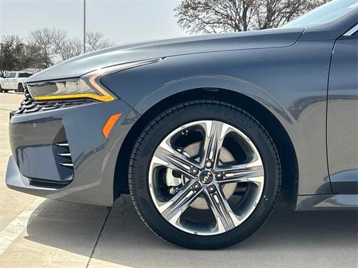 2024 Kia K5 EX
