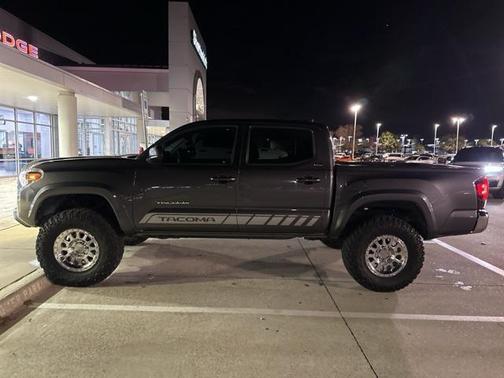 2019 Toyota Tacoma SR5