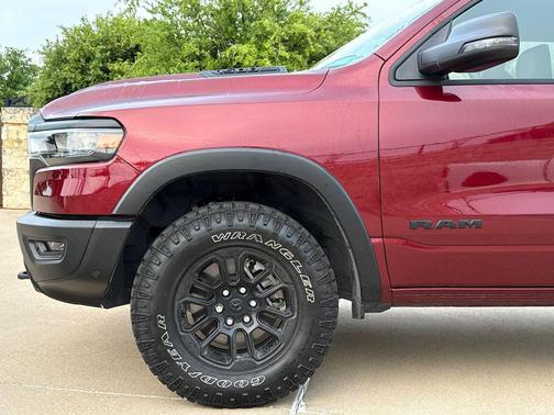 Delmonico Red Pearlcoat 2025 RAM 1500 Rebel