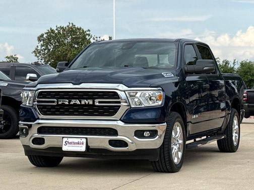 Patriot Blue Pearlcoat 2024 RAM 1500 Big Horn/Lone Star