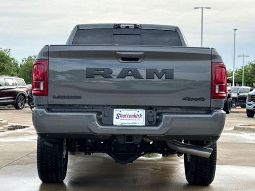Ceramic Gray Clearcoat 2026 RAM 2500 Laramie Crew Cab 4x4 6'4' Box