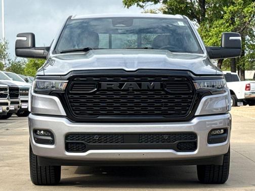 Billet Silver Metallic Clearcoat 2026 RAM 1500 Big Horn/Lone Star