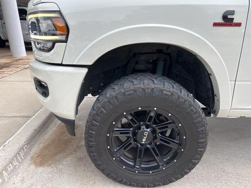 Pearl White 2020 RAM 2500 Laramie Crew Cab 4x4 6'4' Box