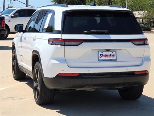 2023 Jeep Grand Cherokee Altitude