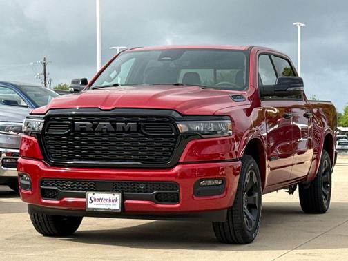 Molten Red Pearlcoat 2026 RAM 1500 Big Horn/Lone Star