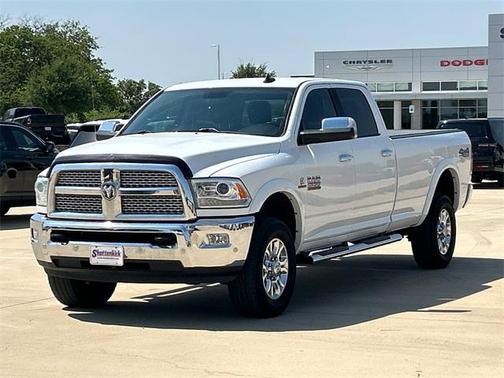 2018 RAM 2500 Laramie Crew Cab 4x4 8' Box