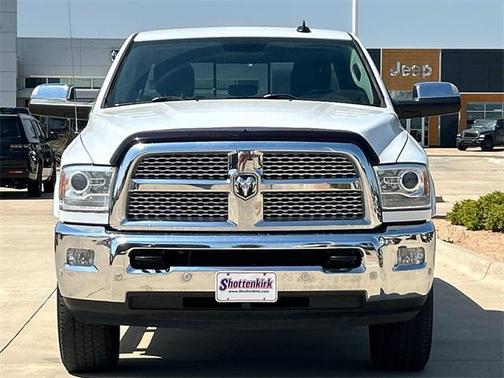 2018 RAM 2500 Laramie Crew Cab 4x4 8' Box