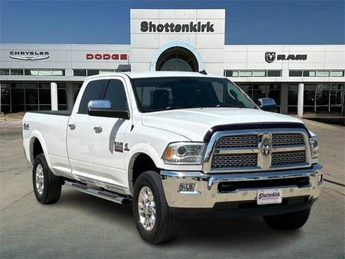 2018 RAM 2500 Laramie Crew Cab 4x4 8' Box