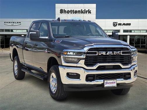 2025 RAM 2500 Tradesman Crew Cab 4x4 6'4' Box