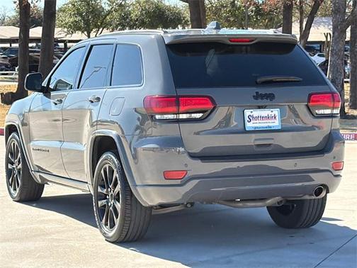 2021 Jeep Grand Cherokee Laredo