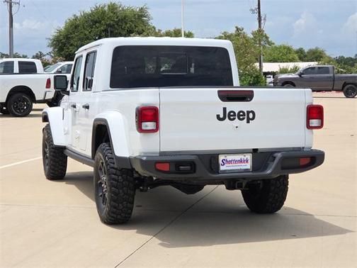 2024 Jeep Gladiator Sport