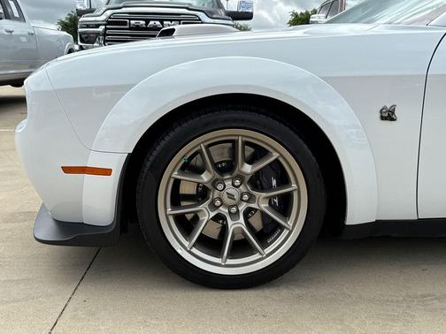 2023 Dodge Challenger R/T Scat Pack Widebody