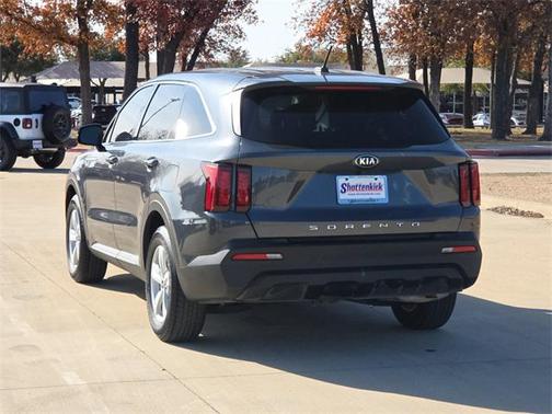 2021 Kia Sorento LX