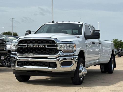 Bright White Clearcoat 2024 RAM 3500 Tradesman Crew Cab 4x4 8' Box