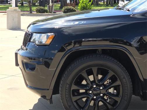 2021 Jeep Grand Cherokee Laredo