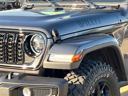 2025 Jeep Gladiator Willys