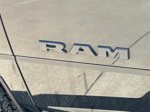 2025 RAM 2500 Lone Star Crew Cab 4x4 6'4' Box