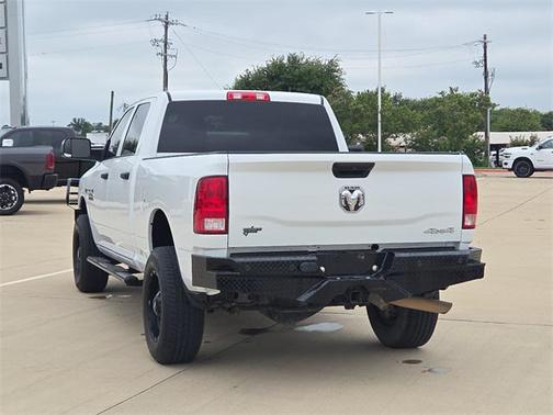2018 RAM 2500 Tradesman Crew Cab 4x4 6'4' Box