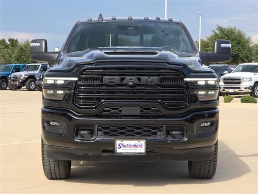 2025 RAM 2500 Laramie Crew Cab 4x4 6'4' Box
