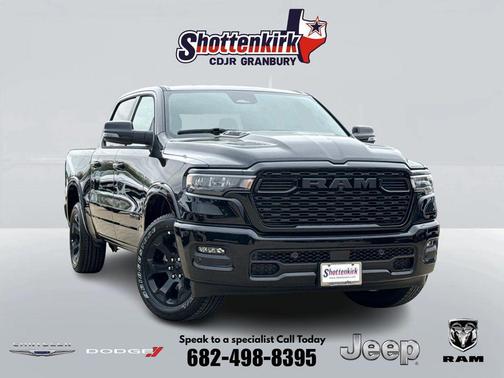 Diamond Black Crystal Pearlcoat 2026 RAM 1500 Big Horn/Lone Star