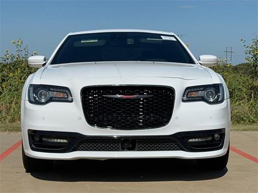 2023 Chrysler 300 S