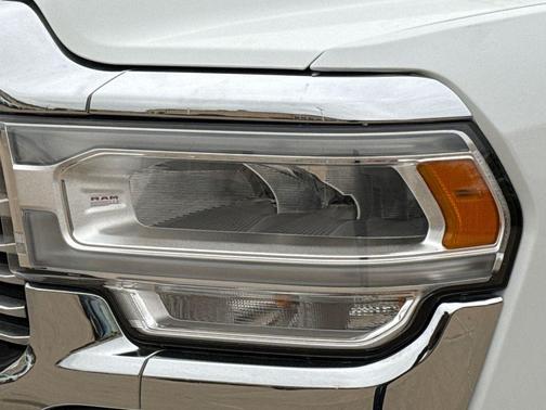 Bright White Clearcoat 2024 RAM 2500 Laramie Crew Cab 4x4 6'4' Box