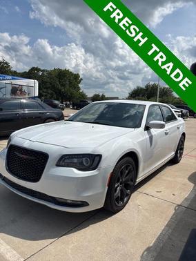 2022 Chrysler 300 S