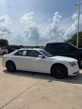 2022 Chrysler 300 S