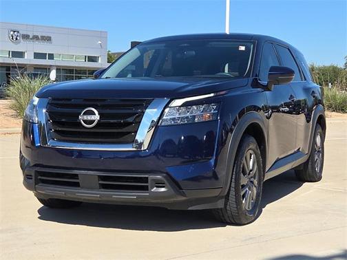 2022 Nissan Pathfinder S 2WD