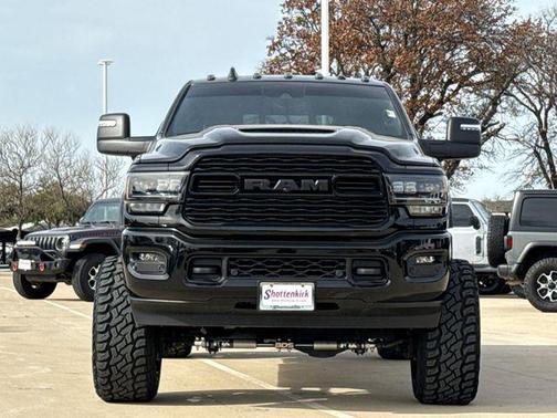 2024 RAM 2500 Limited Crew Cab 4x4 6'4' Box