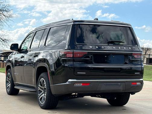 2022 Jeep Wagoneer Series III 4x4