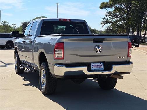 2021 RAM 2500 Tradesman Crew Cab 4x4 6'4' Box