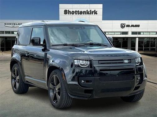 2024 Land Rover Defender V8