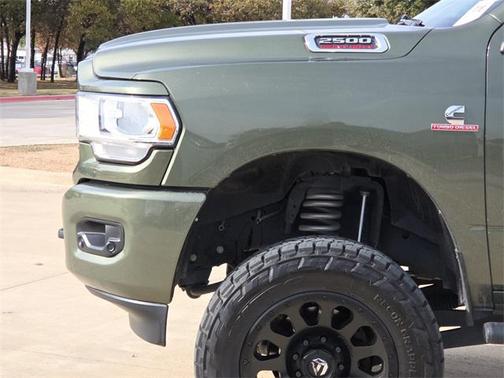 2020 RAM 2500 Lone Star Crew Cab 4X4 6'4' Box