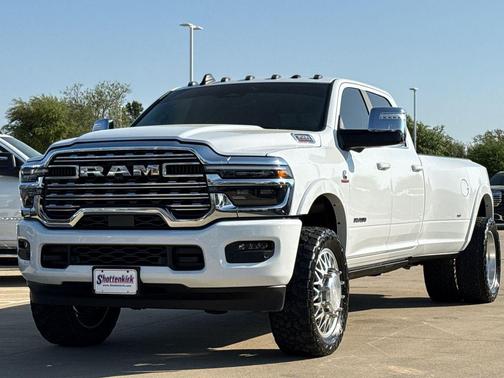 Bright White Clearcoat 2025 RAM 3500 Longhorn